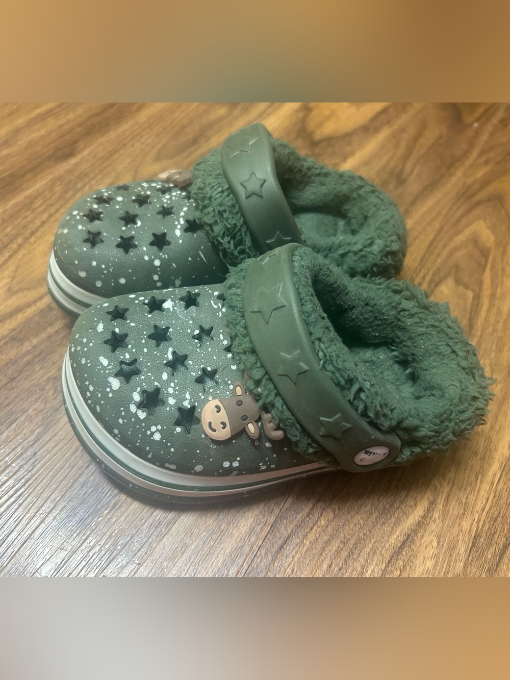 Crocs Kids. Size 7 - Picture 5 of 9